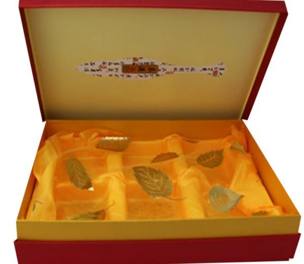 three bottle tea packaging hinged gift box bottle or jar and mug packaging paper