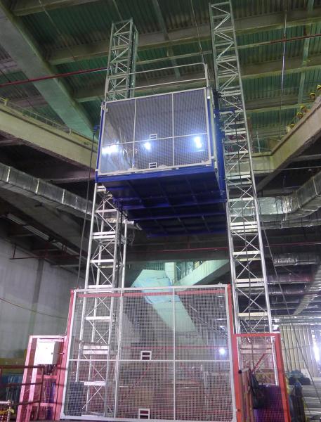 Buy cheap Twin Mast Goods 30m/Min Building Site Hoist Lift In Warehouse from wholesalers