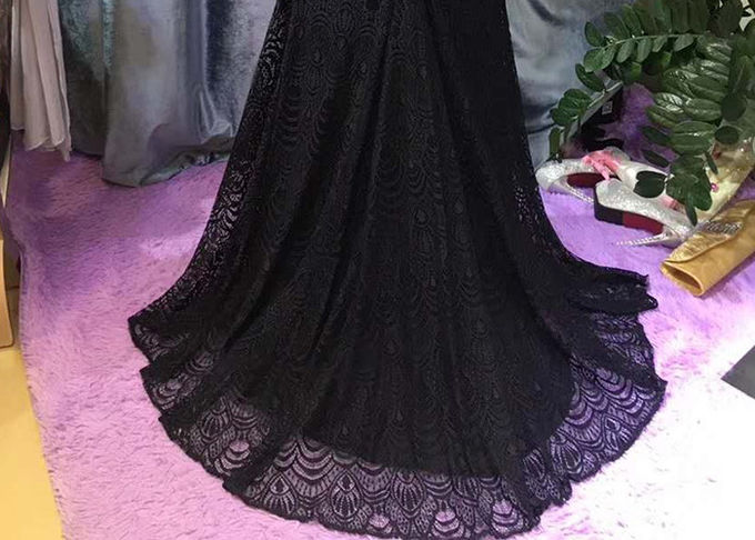 Backless Black Lace Mermaid Prom Dress / Fishtail Waist Beaded Evening Gown