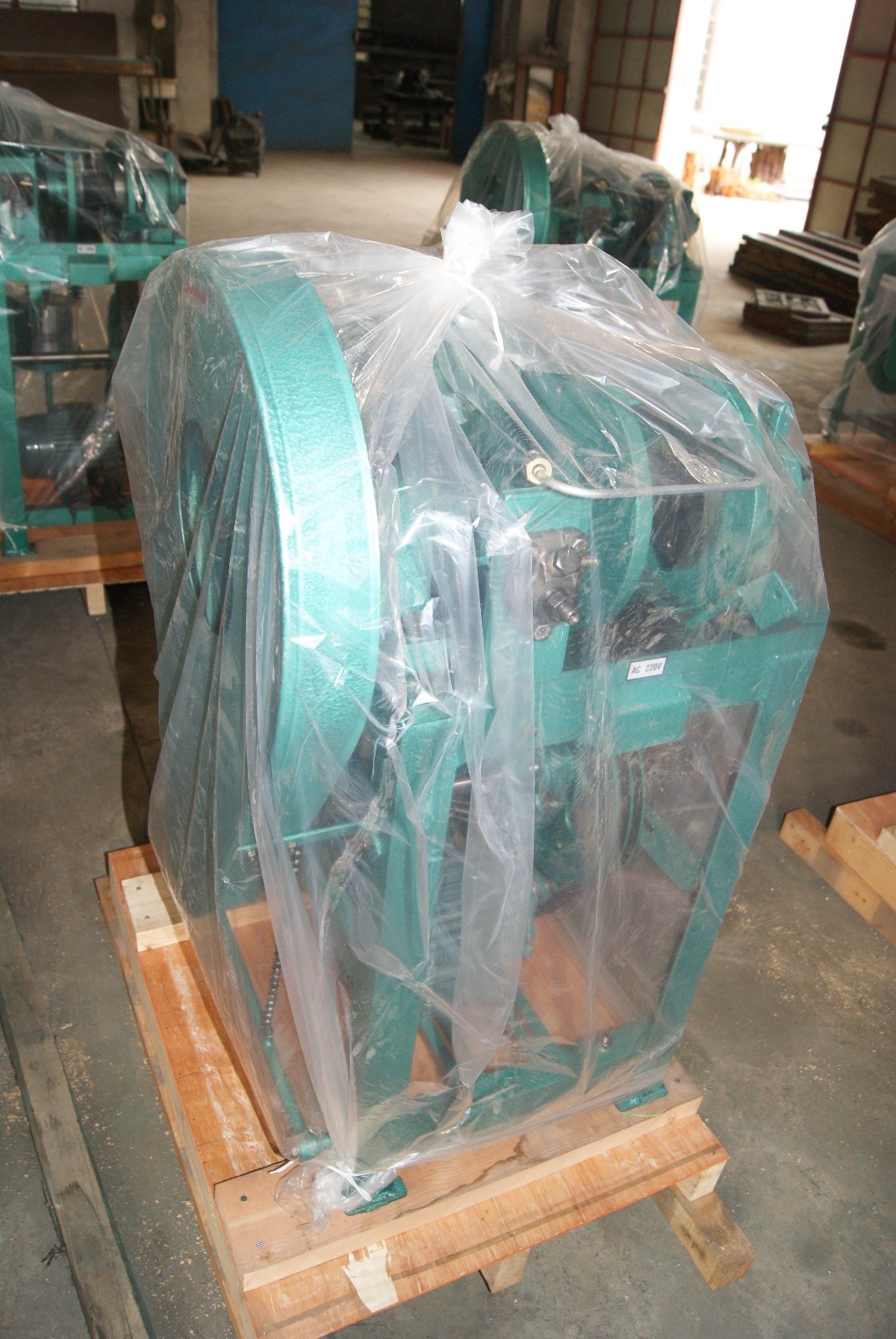 Factory sell CE certified Semi Automatic Shoelace Tipping Machine