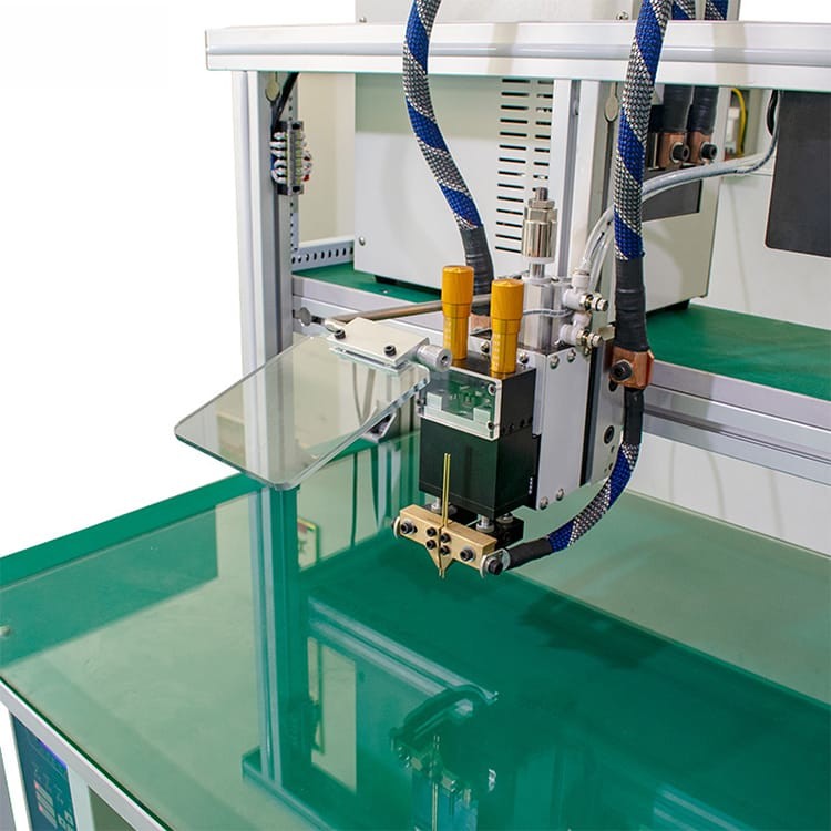 4KHz Lithium Battery Spot Welding Machine , 8000A Battery Inverter Welder 380v