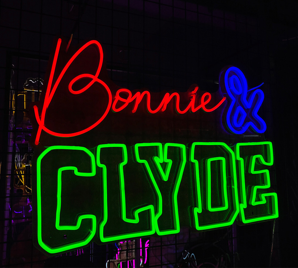 Bonnie&clyde Lover weeding party bedroom house neon sign