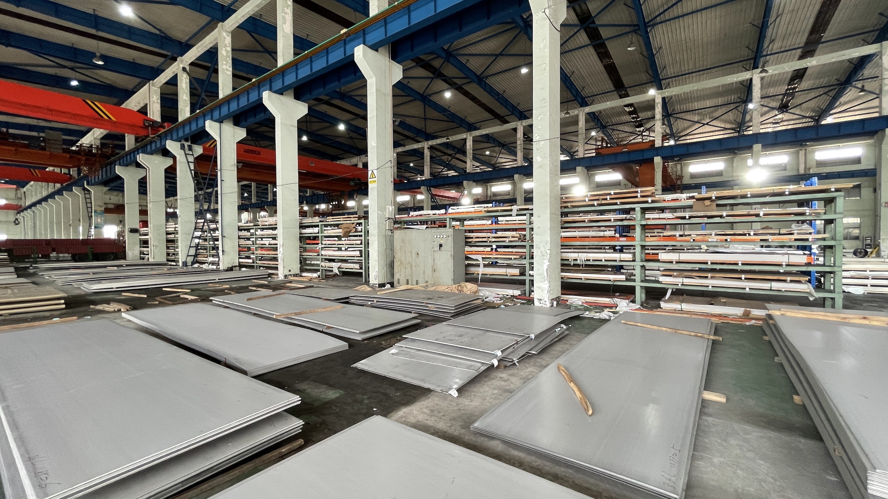 Pickled Finish Hot Rolled Stainless Steel Sheet SUS Brushed 430 8k Thickness 3mm