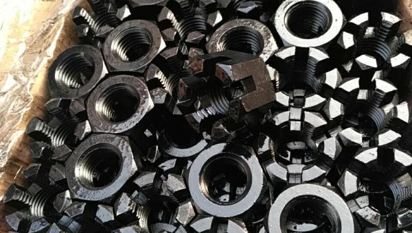 Buy cheap M30-3.5 Slotted & Castle Nut Black Surface DIN935,Grade 8 carbon steel from wholesalers