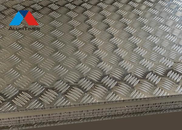 Buy cheap Anti Static Anti Slip Aluminum Honeycomb Panels For Scaffolding Platform from wholesalers