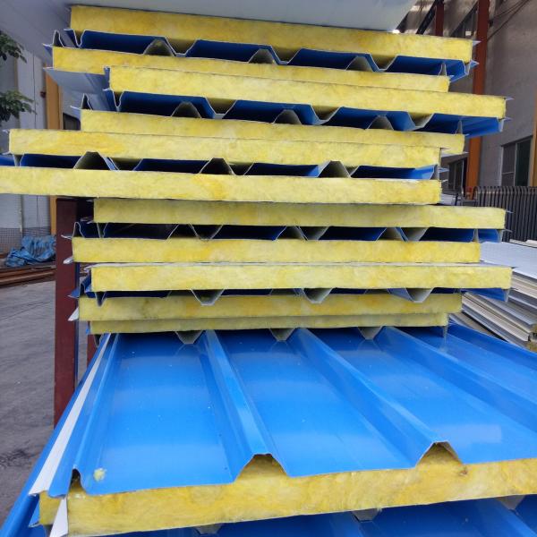 economical and practical 50mm glass wool 20ft container house roof sandwich