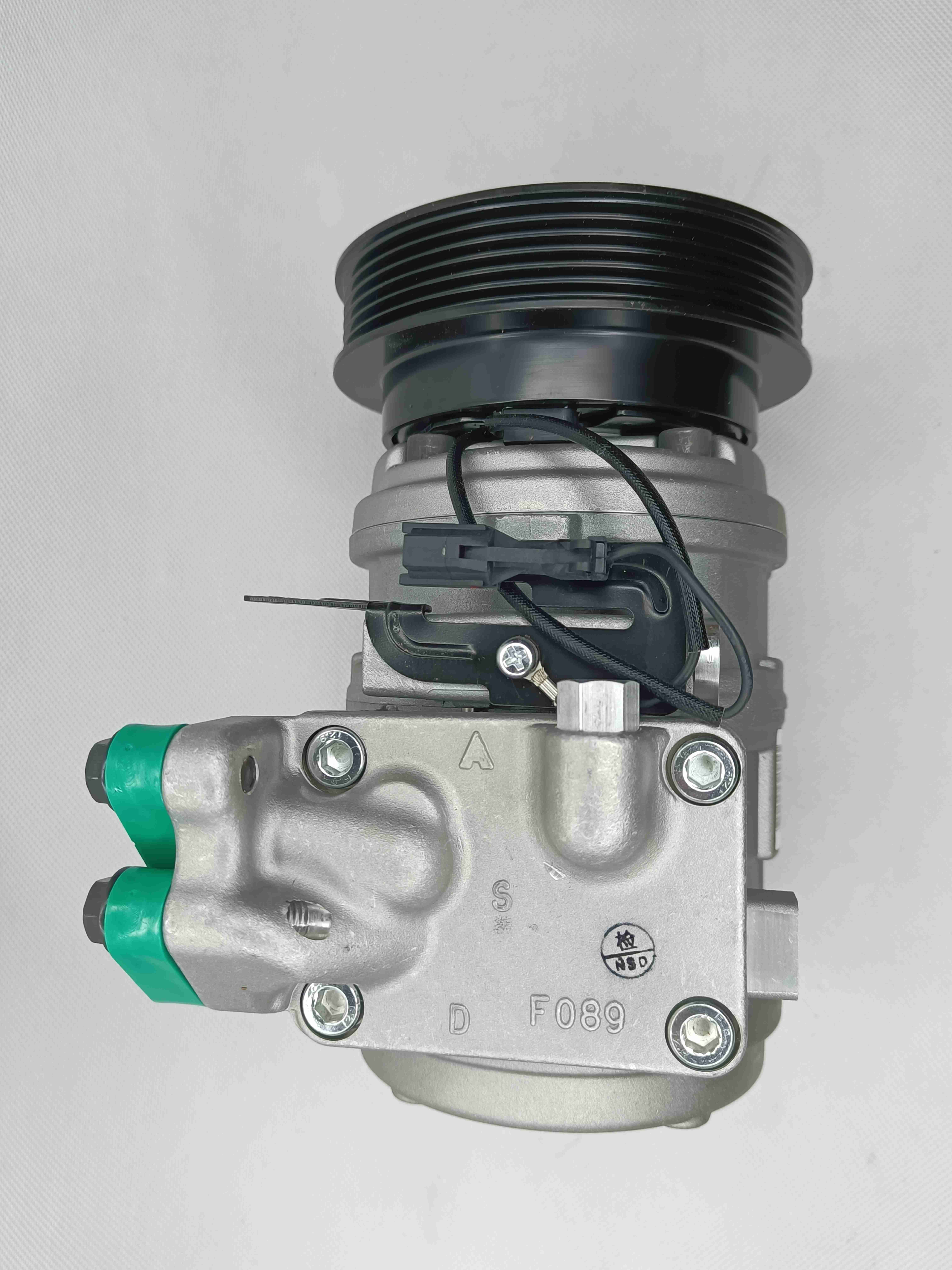 Auto Ac Conditioning Compressor For Kia Carnival 2.7 OEM 977012E300 Elstock 51-0485 Type 10PA17c
