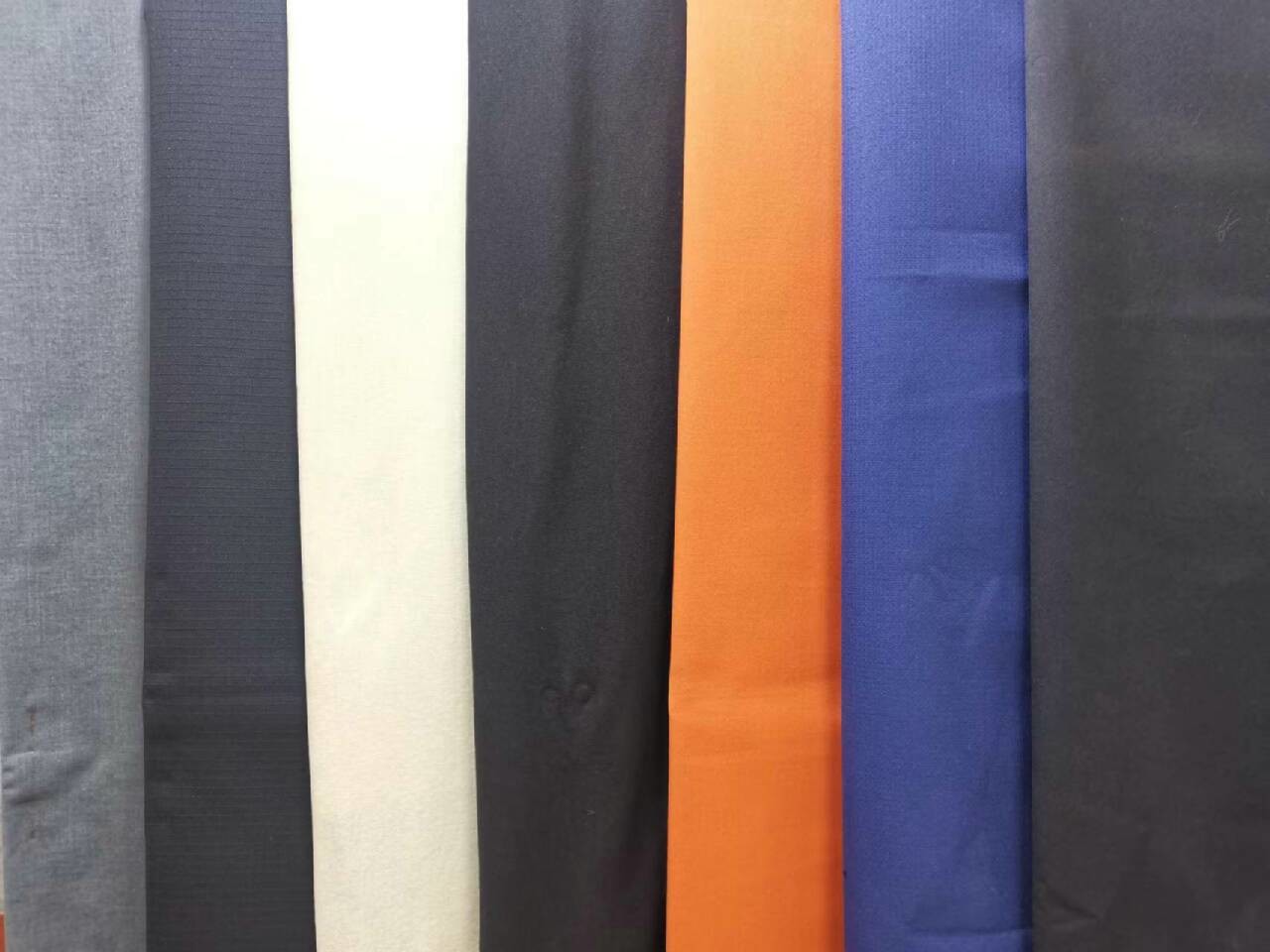 180gsm 65% Meta Aramid Fabric 35% FR