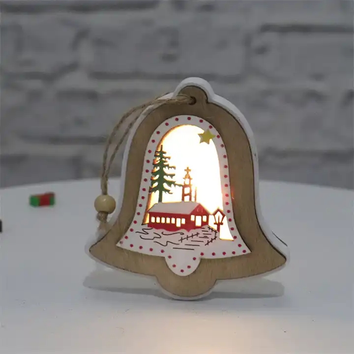 Custom Assorted Christmas Family Atmosphere Wooden Decorative Pendant