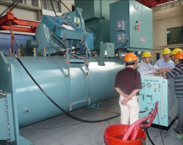 5HP Air Conditioner Recharge Machine , R134a R22 Refrigerant Filling Machine