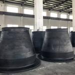PIANC2002 Conical Cone Rubber Fenders Black Color Customized For Boat Dock