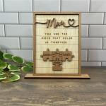 Hot selling wood personalized ornaments carved 1-12 names for Mother's Day gifts