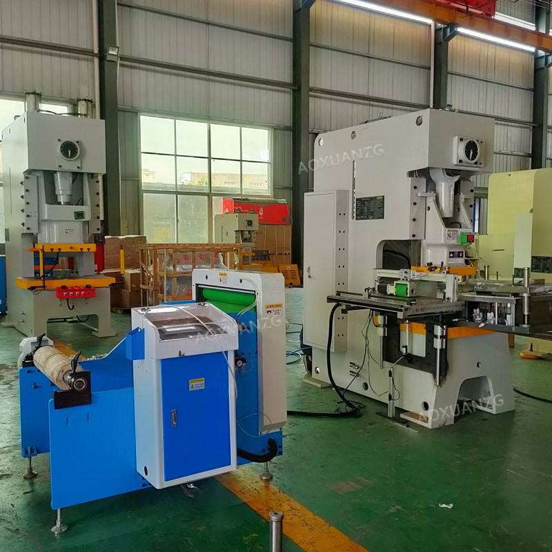 Full Auto Alu Box Dish Tray Making Machine 3 Carvity With Pneumatic Punching