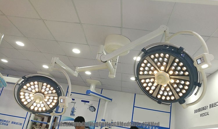 Surgical LED Operation Theatre Lights / Shadowless Operation Illuminating Lamps For Hospital
