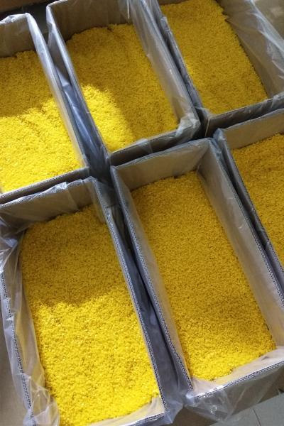 Ester Value 74.5mg/G Yellow Beeswax Pearls For Lip Gloss Skin Whitening