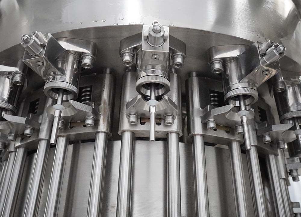 Automatic CE Carbonated Beverage Filling Machine For PET Bottle