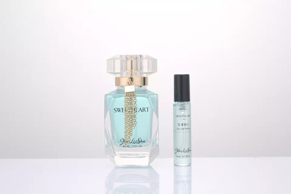 Customized Empty Glass Perfume Bottle 100ml Perfume Glass Spray Bottle