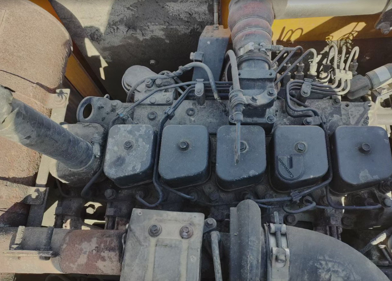 Original Used Hyundai 215 Excavators 21 Ton Backhoe Mining Secondhand Digger for Construction