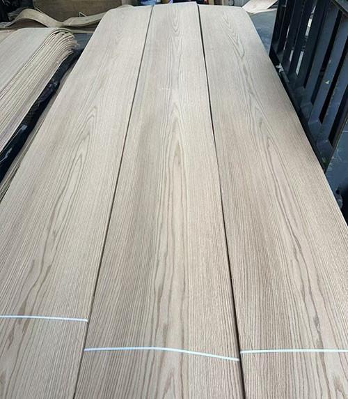 Buy cheap Crown cut Red Oak Veneer panel 0.5mm Wood Veneer AA Grade Stainable from wholesalers