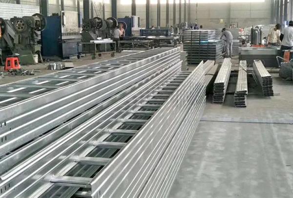 Buy cheap 1.5 - 2.5mm Ladder Type Cable Tray Galvanised Steel Cable Tray Corrosion Resistance from wholesalers