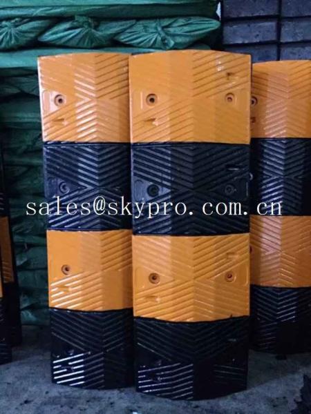 Buy cheap Durable High Strength Molded Rubber Products , Traffic Speed Bump Straight / Curved Shape from wholesalers
