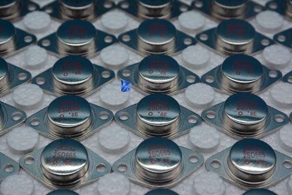 Buy cheap TO-3 15A 200V 150W 2SD665 Silicon NPN Power Transistors from wholesalers