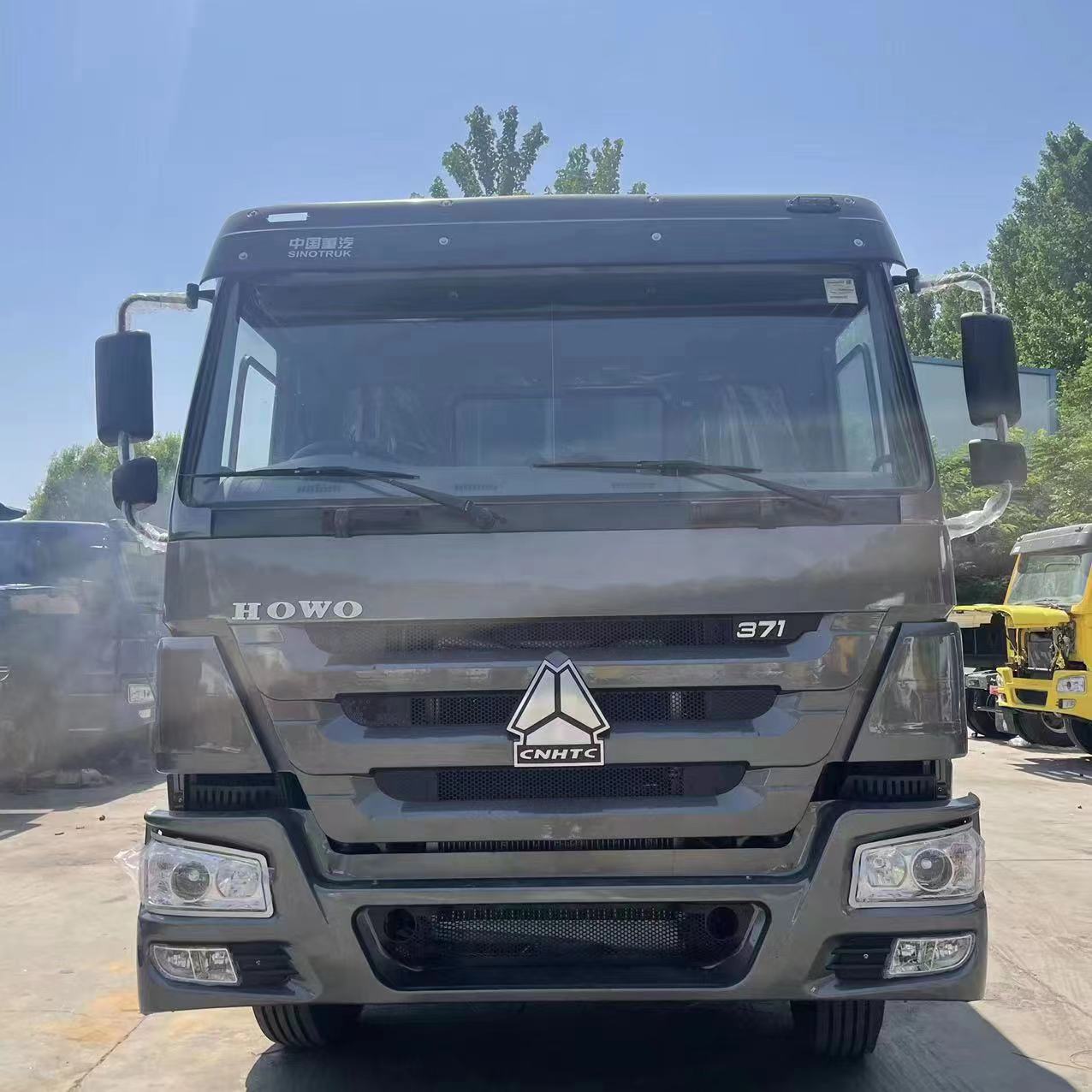 Heavy Duty SINOTRUK HOWO 8x4 Tipper Truck with Electronic Stability Control ESC Yes