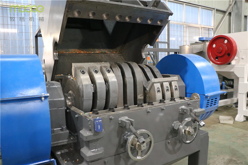 PET PVC Industrial Plastic Grinder Machine 220l Plastic Drum Crusher