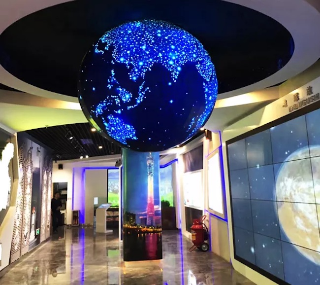 P2.5mm Spherical Creative LED Video Wall 1m 1.5m 2m 0