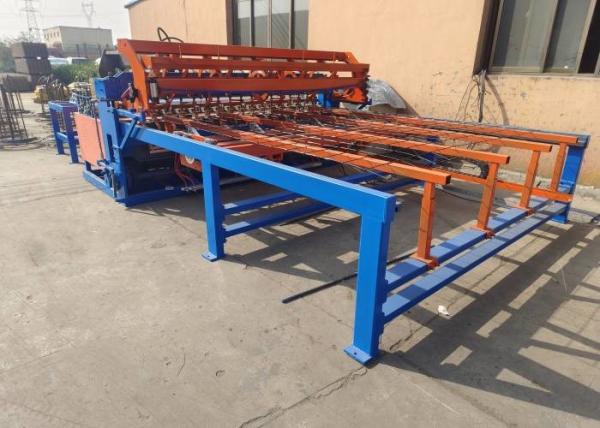Buy cheap Length 25m Welded Wire Mesh Machine Hole Size 100*100mm For Roof Build from wholesalers