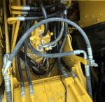 Good Condition Japan Original Caterpillar 320 Excavator with low hour
