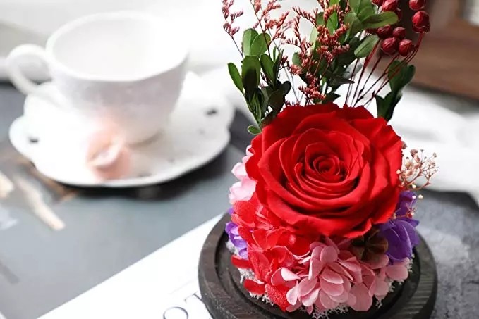 Popular Long lasting flowers arrangement preserved rose in glass rose gift real rose
