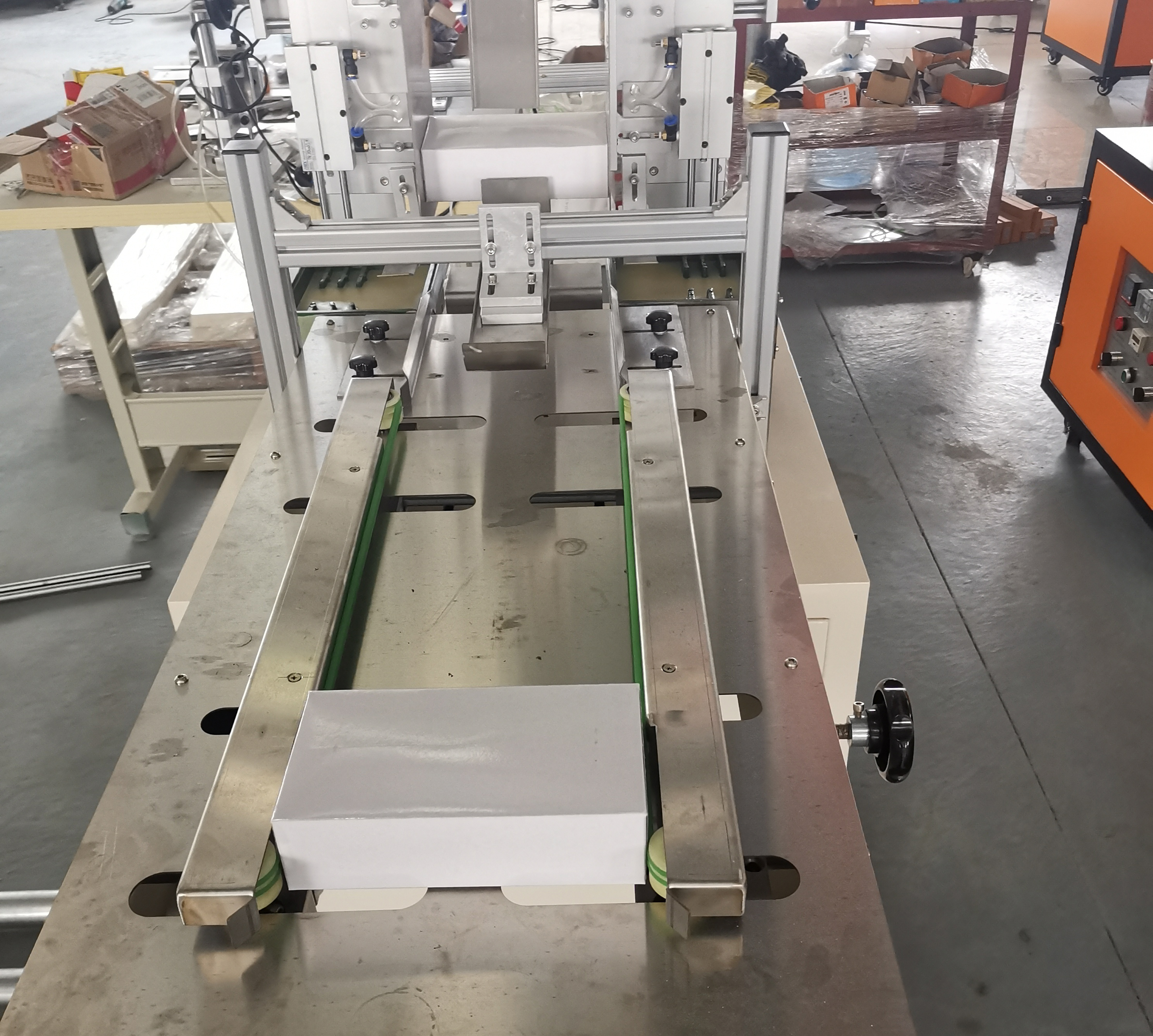 New Quality Carton Box Sealing Machine Cutting Machine For Packaging Box