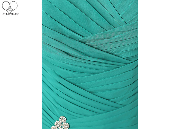 Sleeveless Plus Size Ball Gowns / Long Tail Chiffon Evening Gowns For Pleating