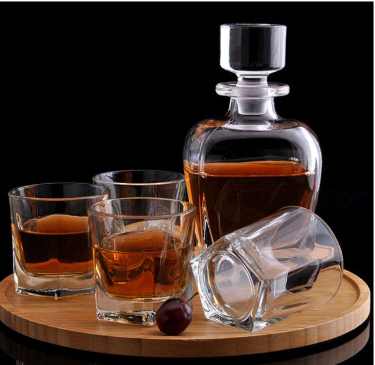 Acceptable Customer's Logo Whisky Glass Bottle for High Flint Liquor and Spirits
