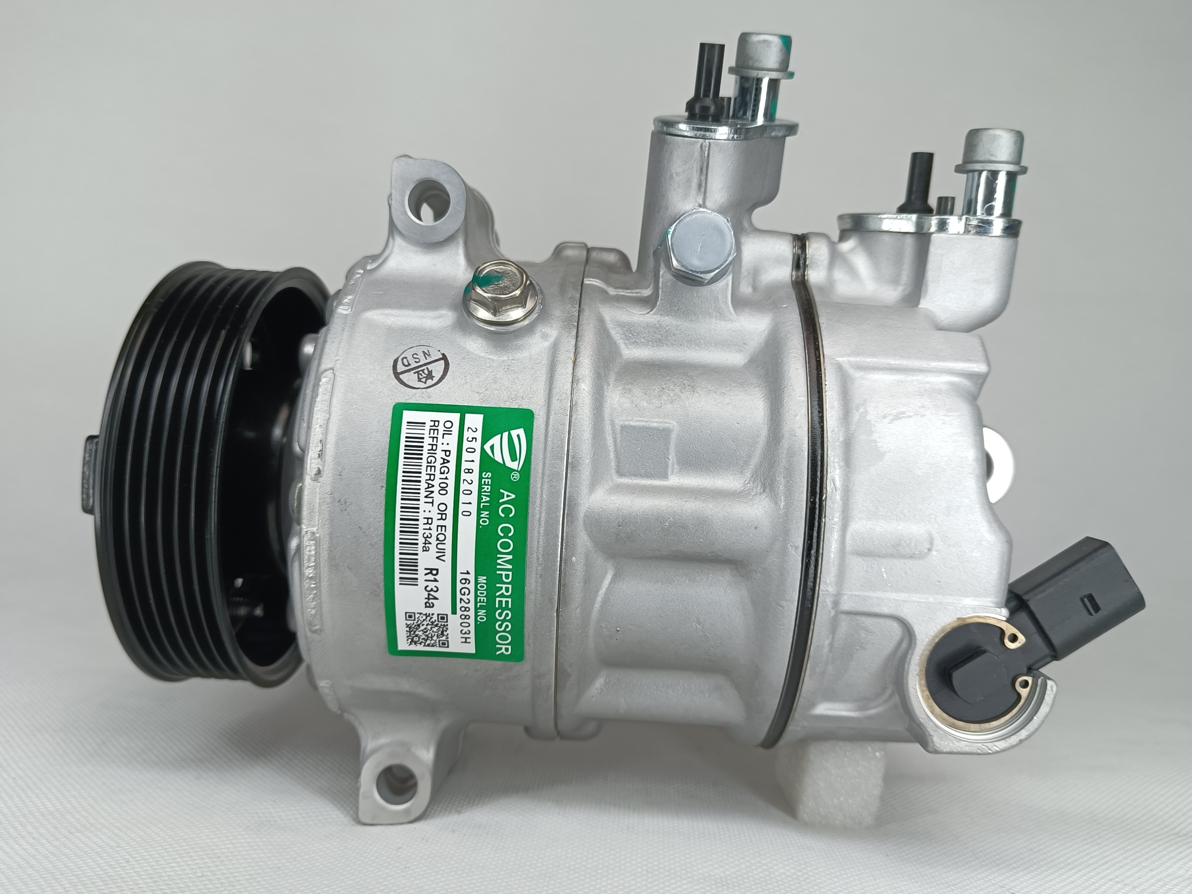 Auto AC conditioning compressor Volkswagen for Tiguan/Sagitar/CC 1KD820803K