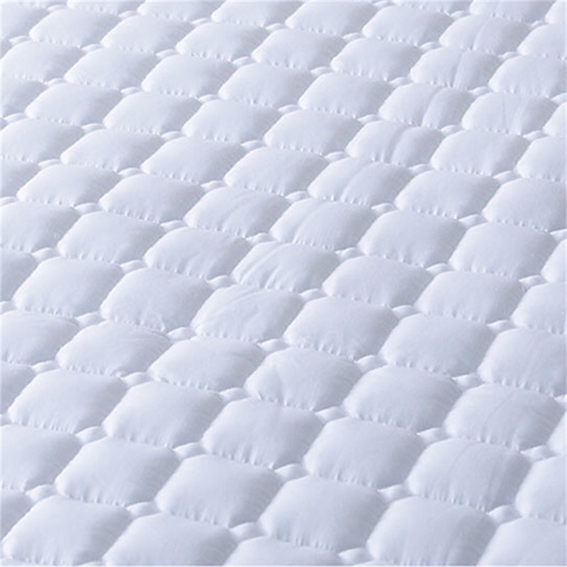 Non-Slip Mattress Protector for Hotel Simple and Fashionable Design Machine Washable