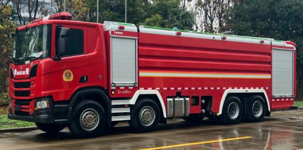 Water Tank Airport Fire Engine Heavy Duty Fire Truck PM240/SG240 11500×2520×3800