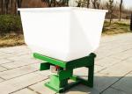 PP Plastic Tank capacity 100kg Fertilizer Spreader Machine For Farm