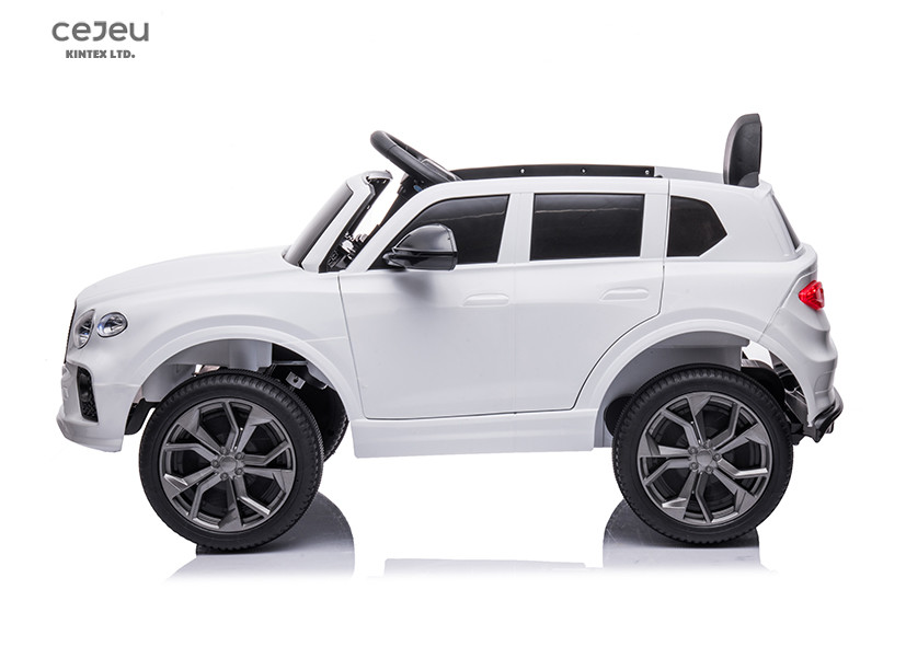 6V4AH Kids Ride On Toy Car With Forth Parallel Sway Back White Red