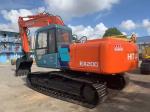 Japan Original EX200 3 Hitachi Crawler Excavator 20 Tonne And 0.8m3