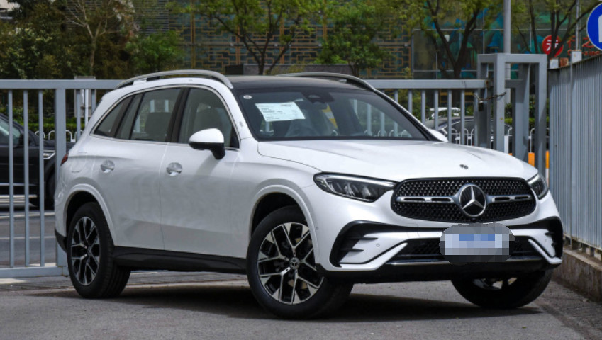 Mercedes-Benz GLC Restyled 2 GLC 260L 4MATIC Luxury Version 5 Door 5 Seats SUV