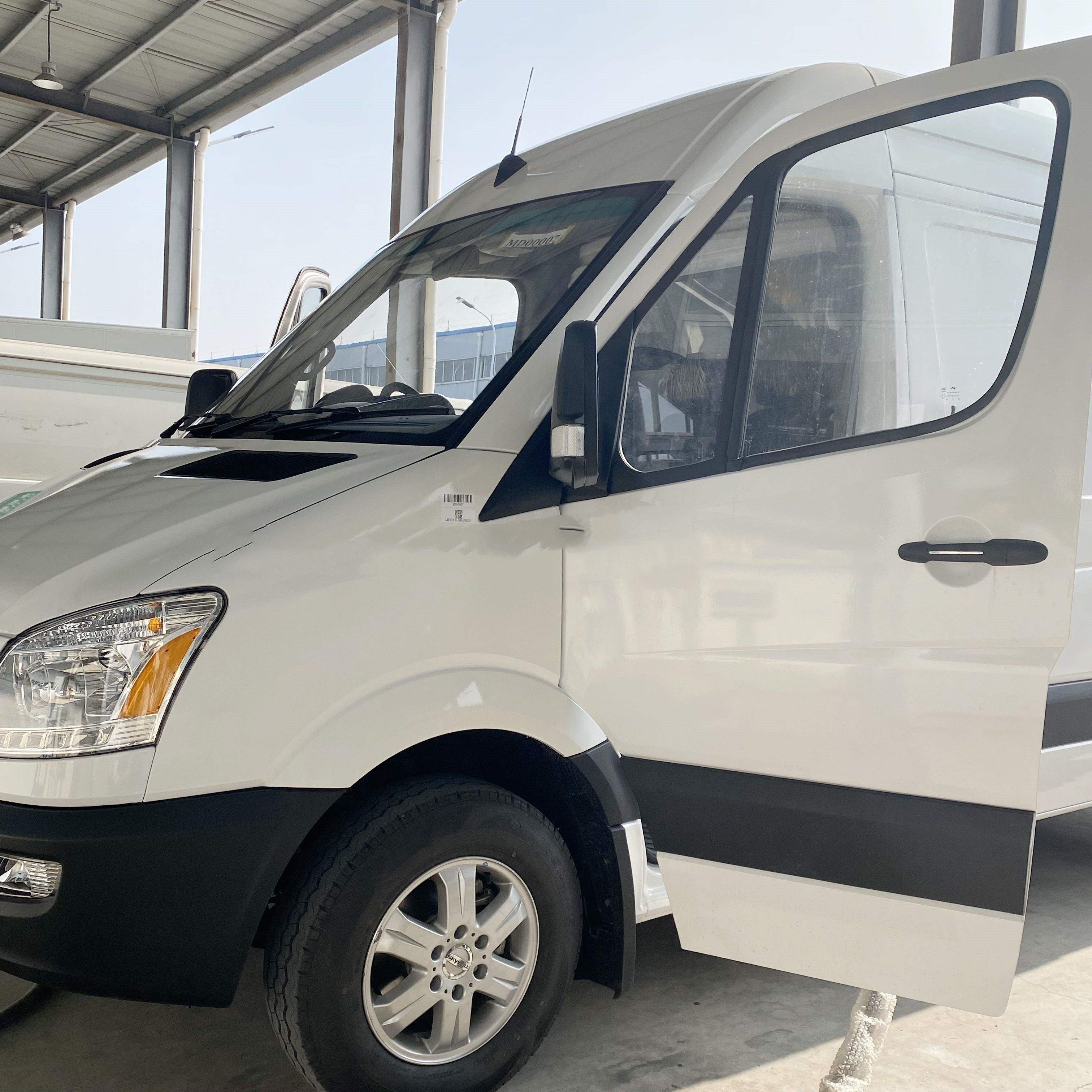 AEAUTO Mini Delivery Vans Pure Electric Cargo Vans 110km/H Max Speed