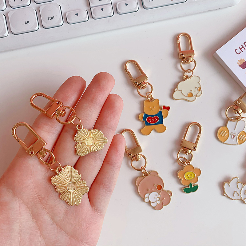 Rabbit Key Chain Ornaments , Die Cutting Crystal Pendant Keychain 16mm Thick