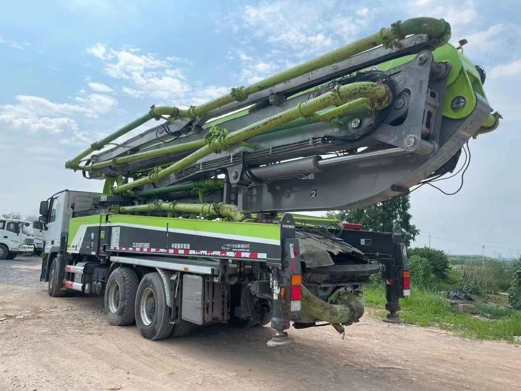 2018 Zoomlion 49m Heavy Equipment Used Concrete Pump Truck