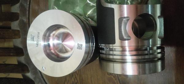 Buy cheap SK200 Machinery Spare Parts Engine Piston For Kobelco Motor ME012858 from wholesalers