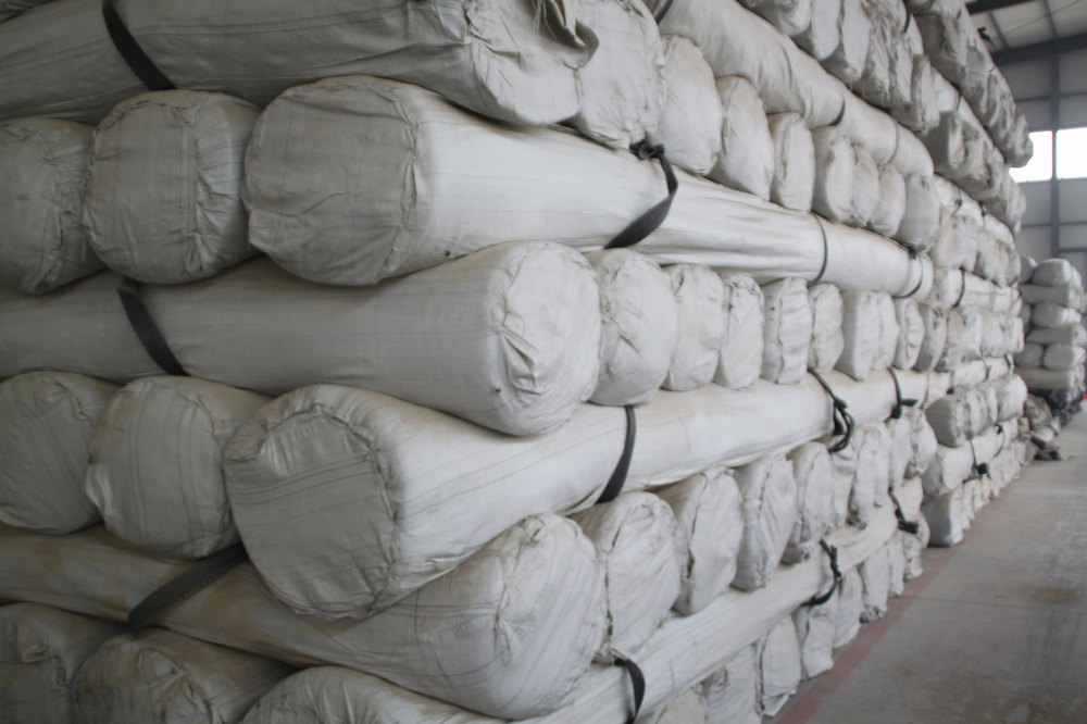 Modern Design White Waterproof Geosynthetic Clay Liner GCL for Landfill and Ponds