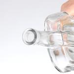Custom Size Accepted Guitar Shaped Whisky Glass Bottle for Wine