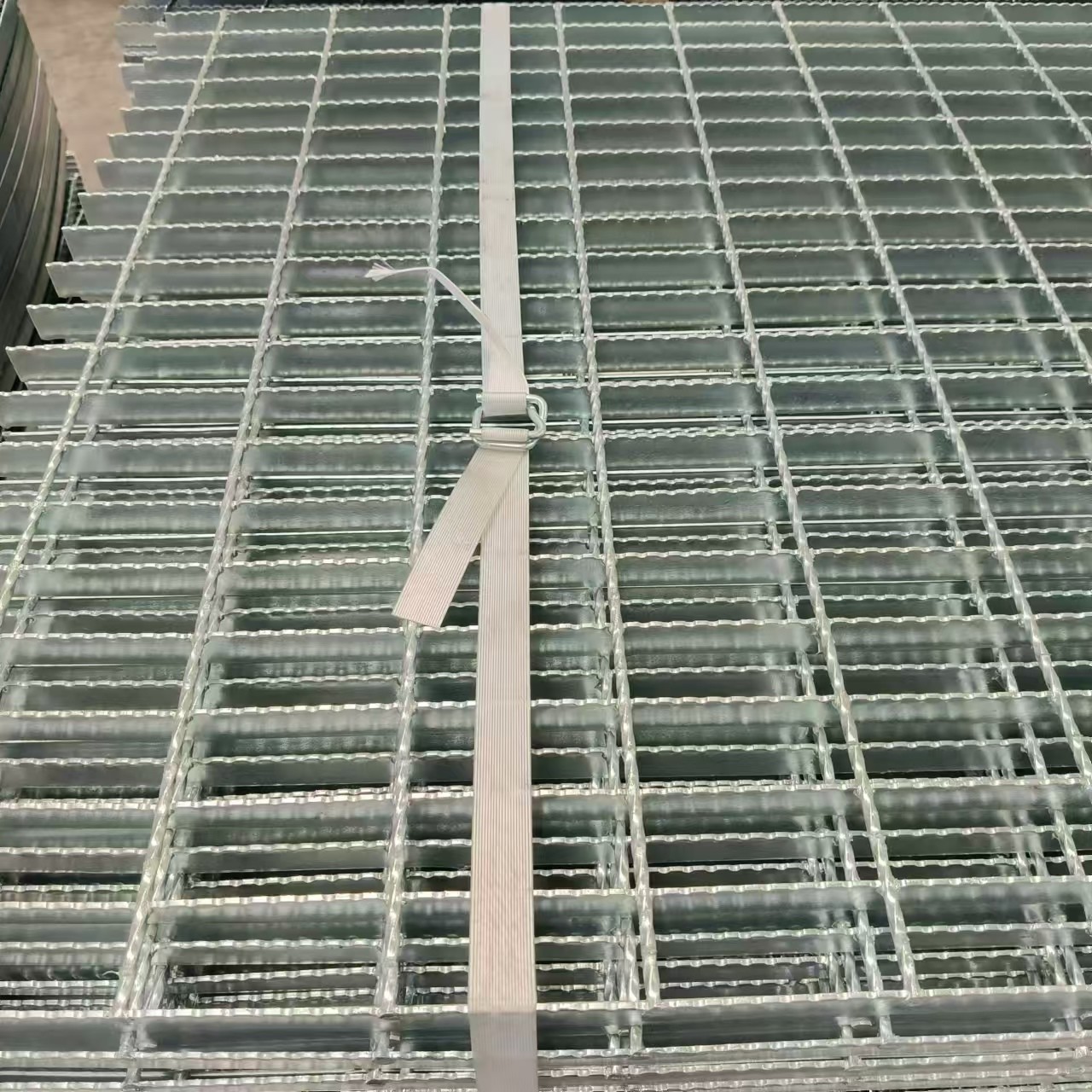 Industrial Steel Grating The Perfect Solution for Industrial Walkways and Platforms