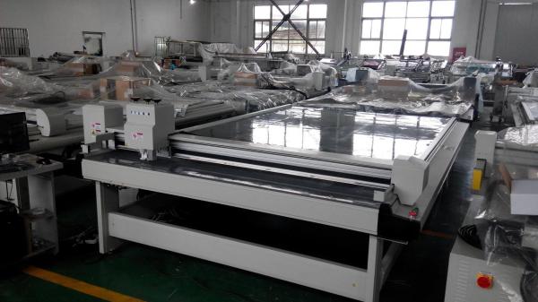 Quality UV Printer Flatbed Carton Box Making Machine , Carpet Cutting Machine 1230 Mm/S for sale